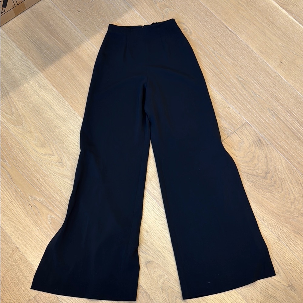 Elegant Black Wide-Leg Women's Pants